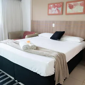Sm1805 Flat Regiao Prox Embaixada Americana , Brasília Brasil